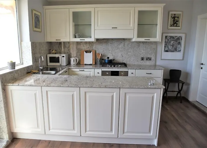 Red Malta - The Bijou Penthouse